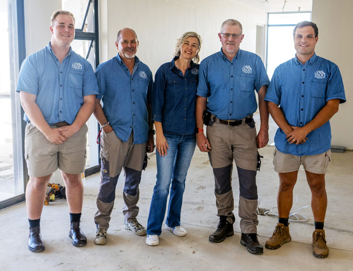 FROM LEFT TO RIGHT: ROBBIE, LIONEL, MARELIE, MARIO & THYS